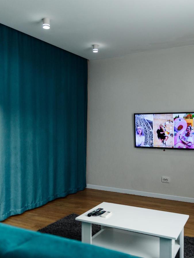 Shanti, Best Apts Uralsk Exterior foto